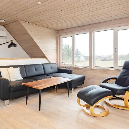 6 Person In Frostrup-by Traum